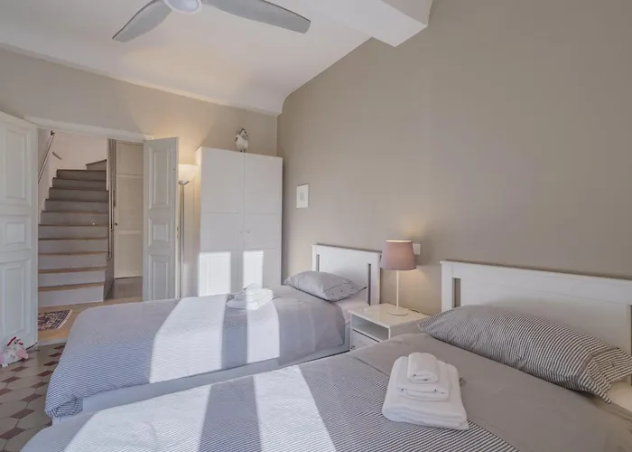 La Terrazza Coccode Apartment *